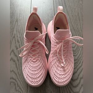 APL Techloom Zipline in bleached pink - like new